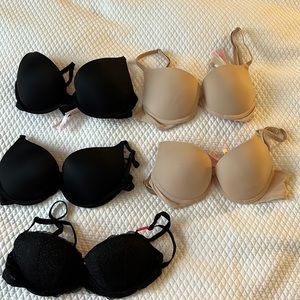 Victoria secret pink push up bras 32B